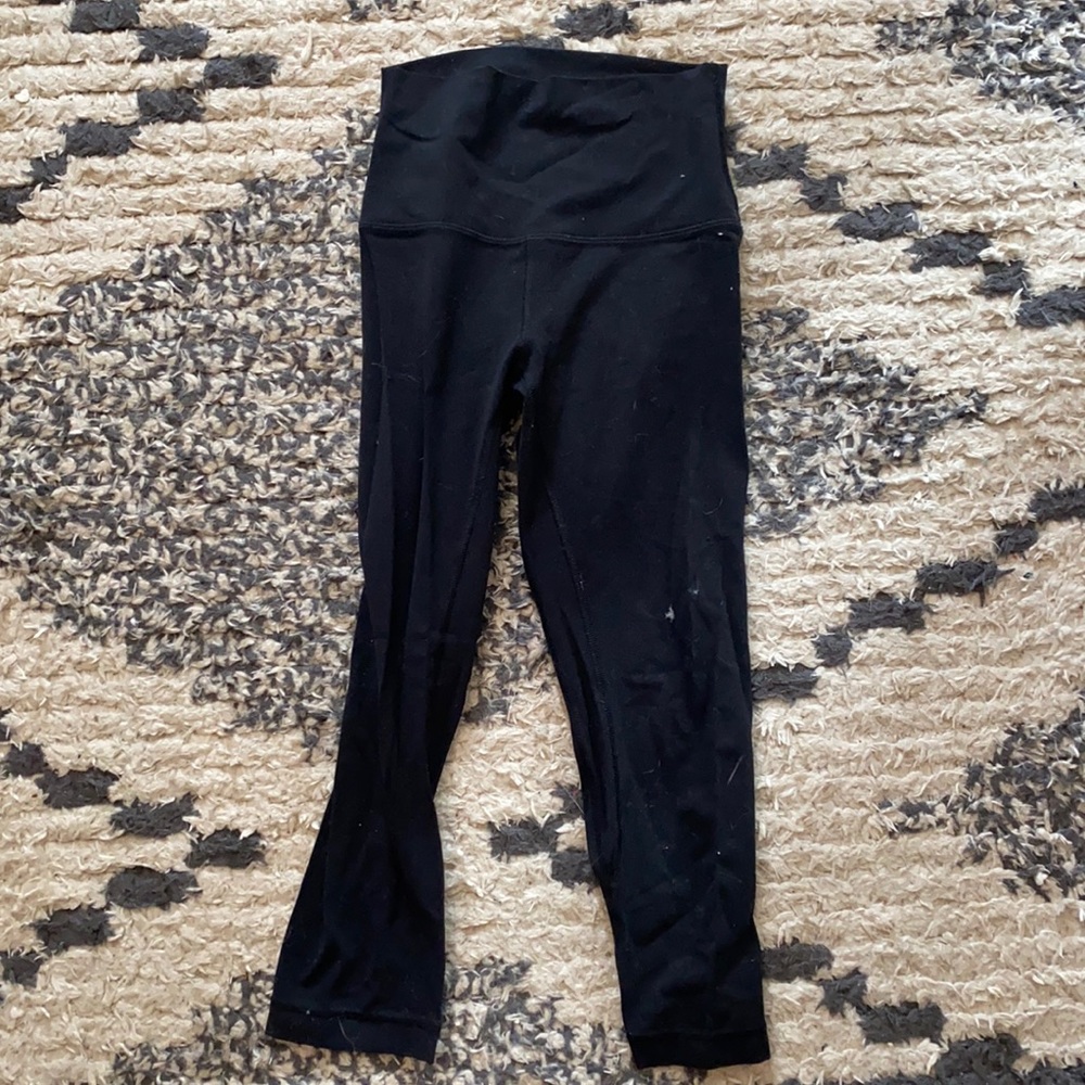 Black Cropped Seamless LuLuLemon Leggings